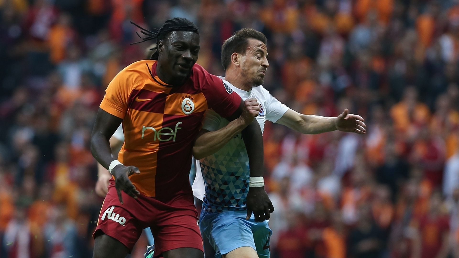 Bafetimbi Gomis Joao Pereira Galatasaray Trabzonspor 412018