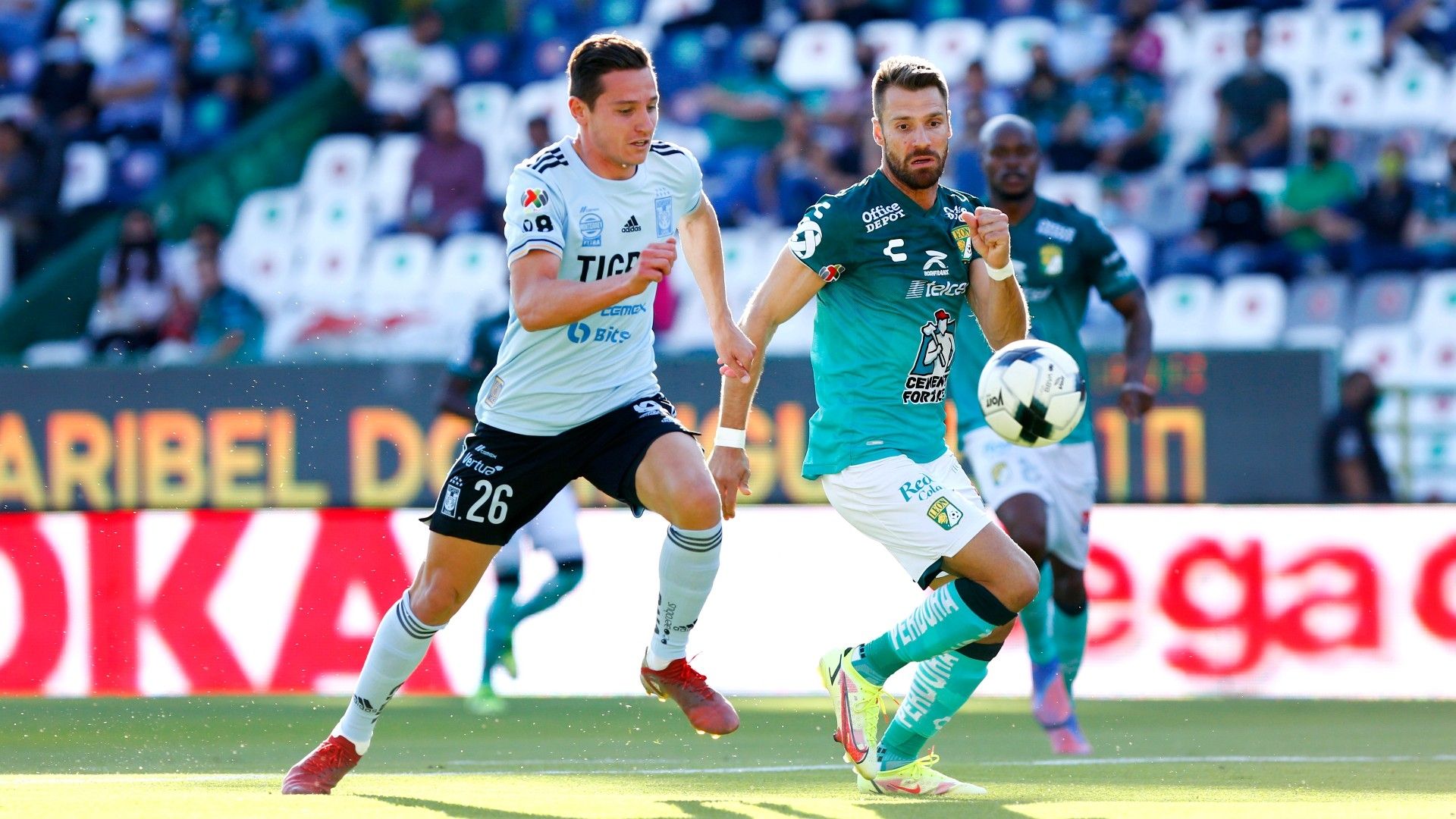 Florian Thauvin Gary Kagelmacher León Tigres Clausura 2022
