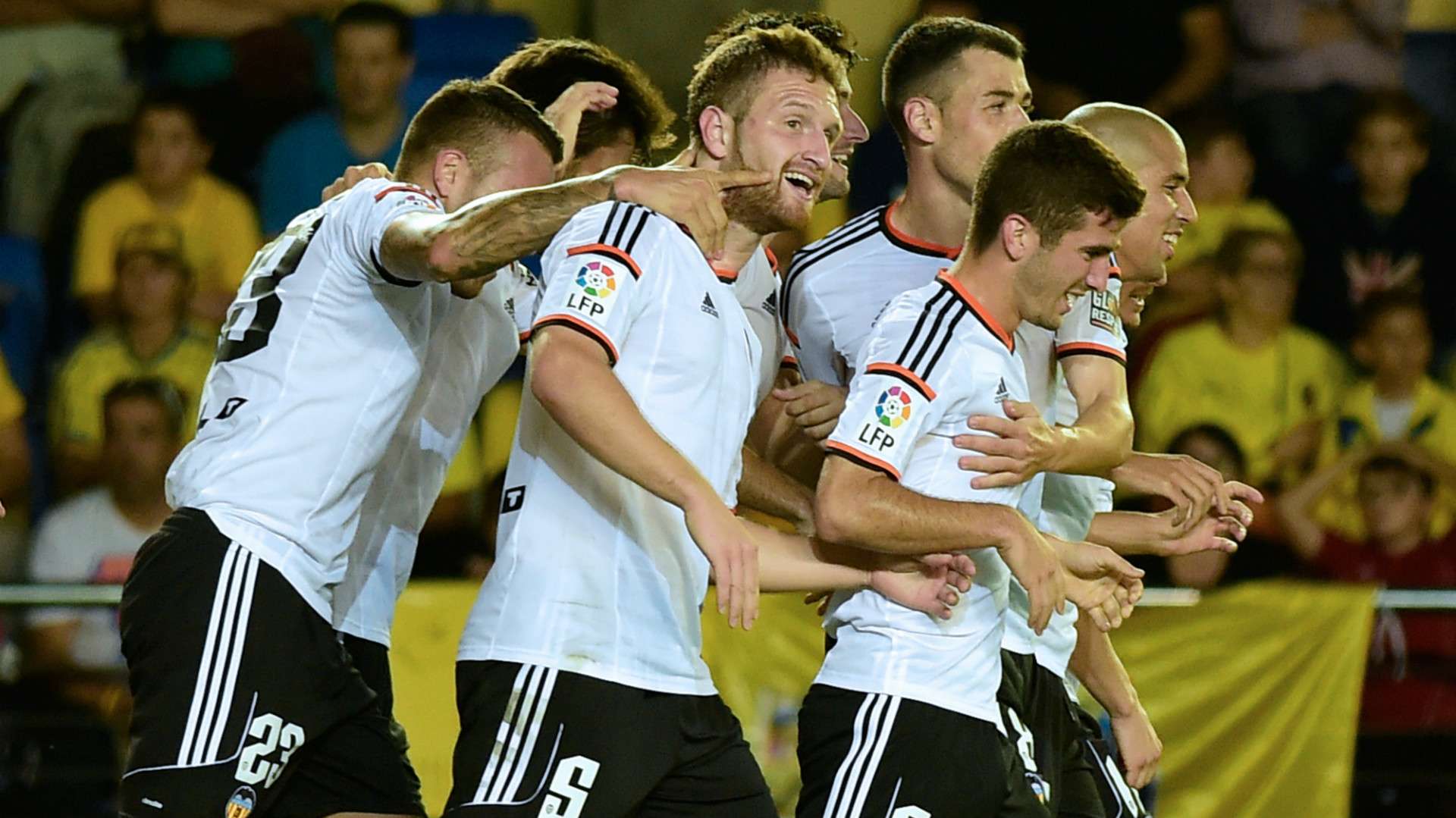 Shkodran Mustafi Valencia CF Villarreal CF