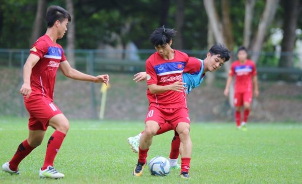 U22 Việt Nam tập luyện chiều 19/8