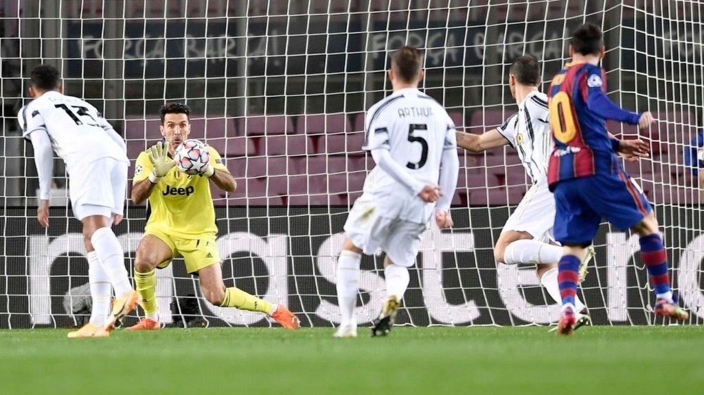 Leo Messi Gianluigi Buffon Barcelona 0 x 3 Juventus Champions League 08 12 2020