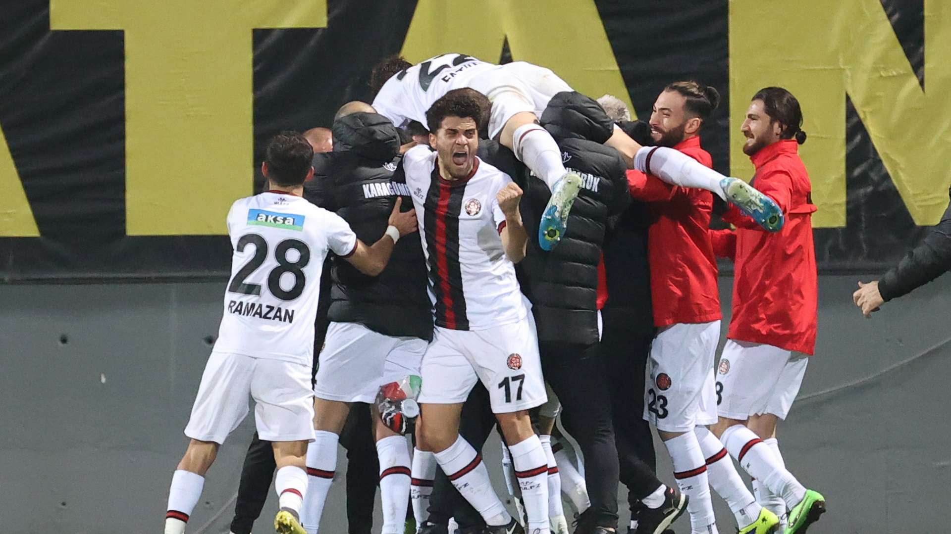 Karagümrük Galatasaray 1218202