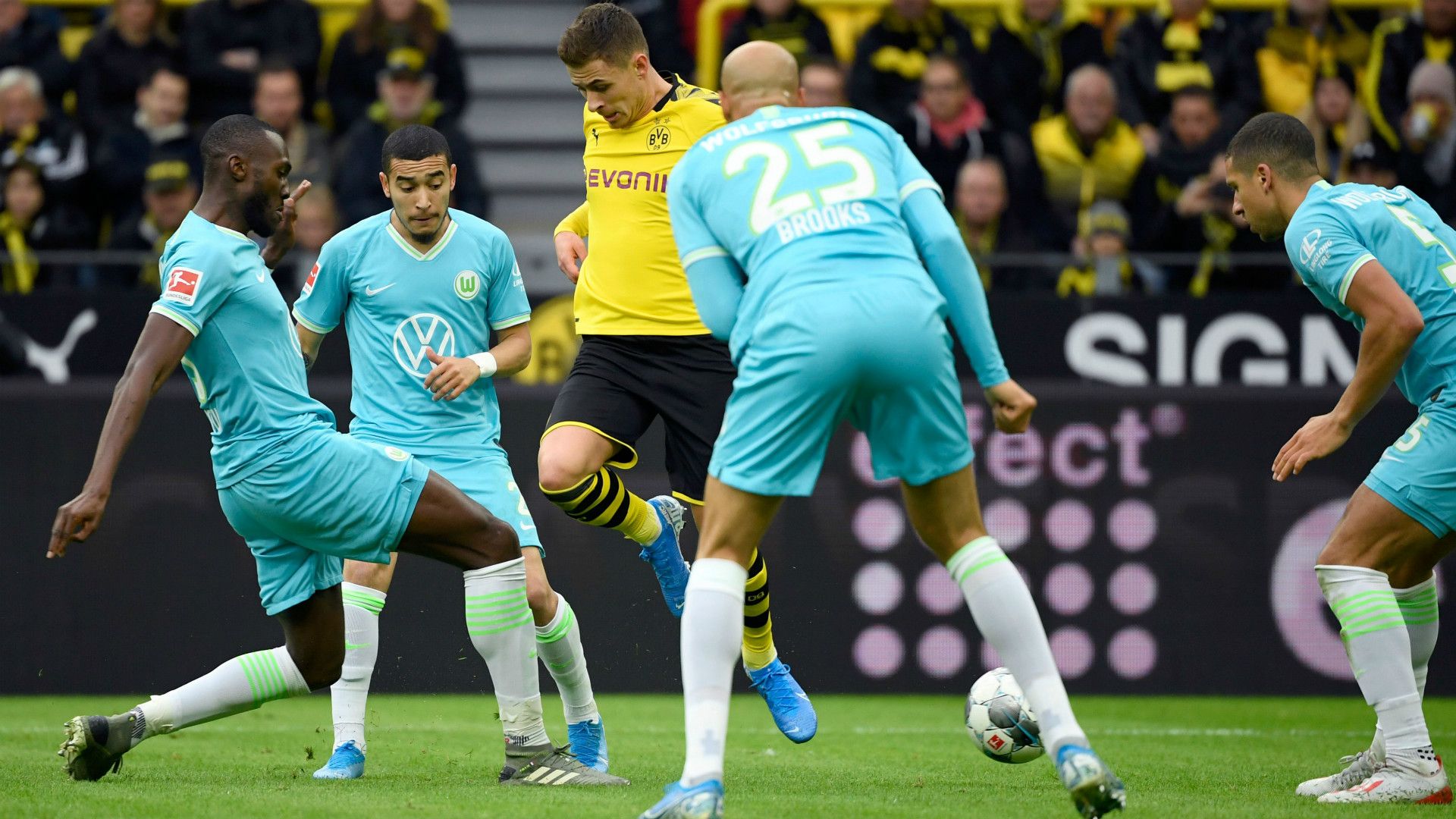 THORGAN HAZARD BORUSSIA DORTMUND BUNDESLIGA 02112019