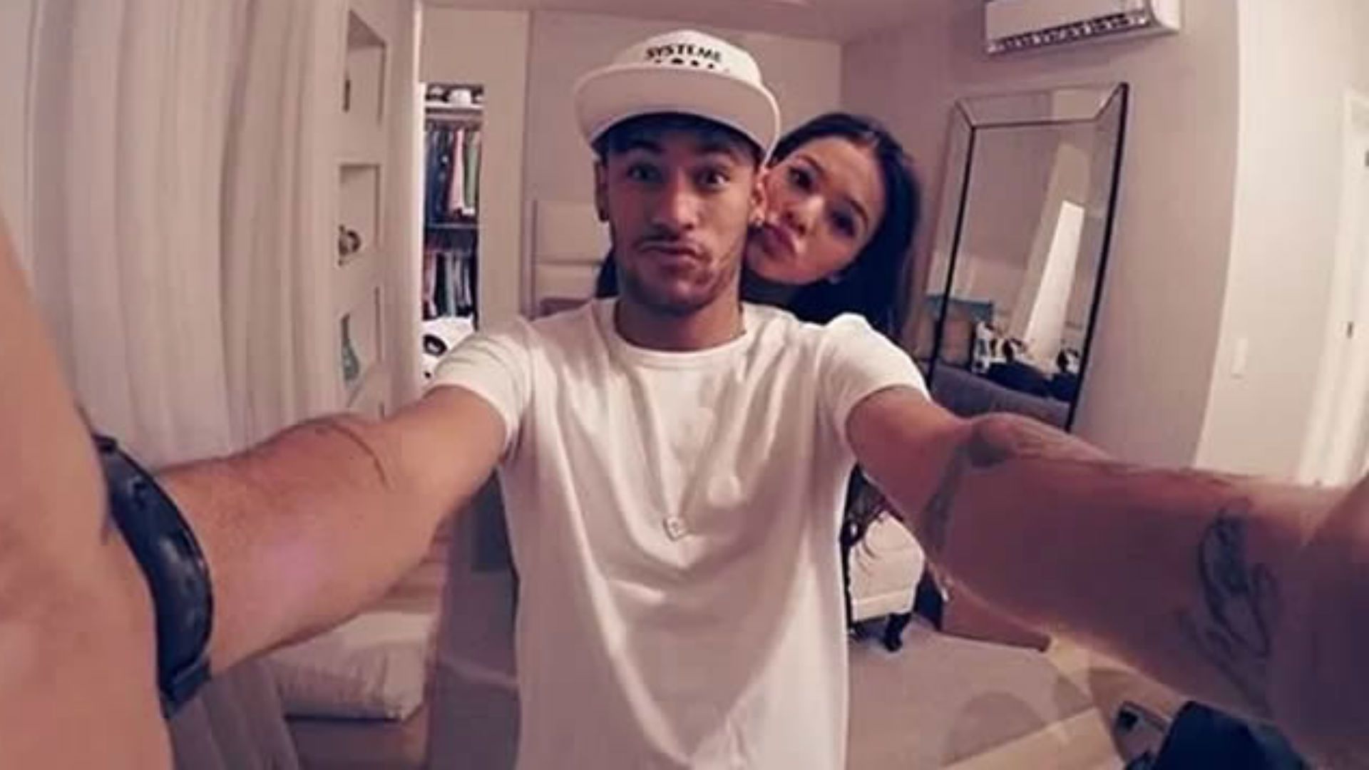 Neymar Marquezine 02 02 2017