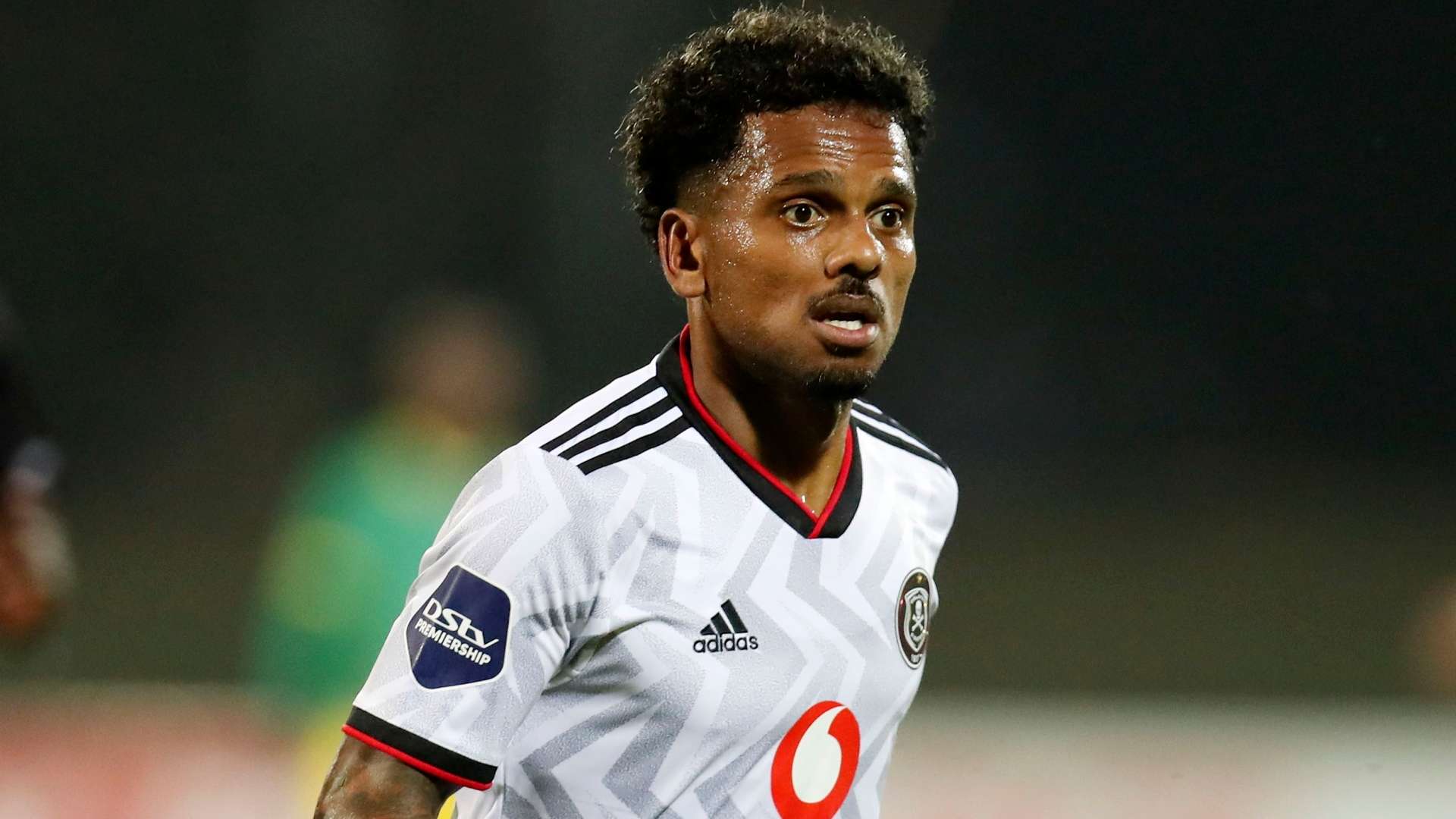 Cape Town Spurs confirm interest in Kermit Erasmus, but former Orlando Pirates striker leaves ex-Kaizer Chiefs coach Ernst Middendorp's side confused | Goal.com South Africa