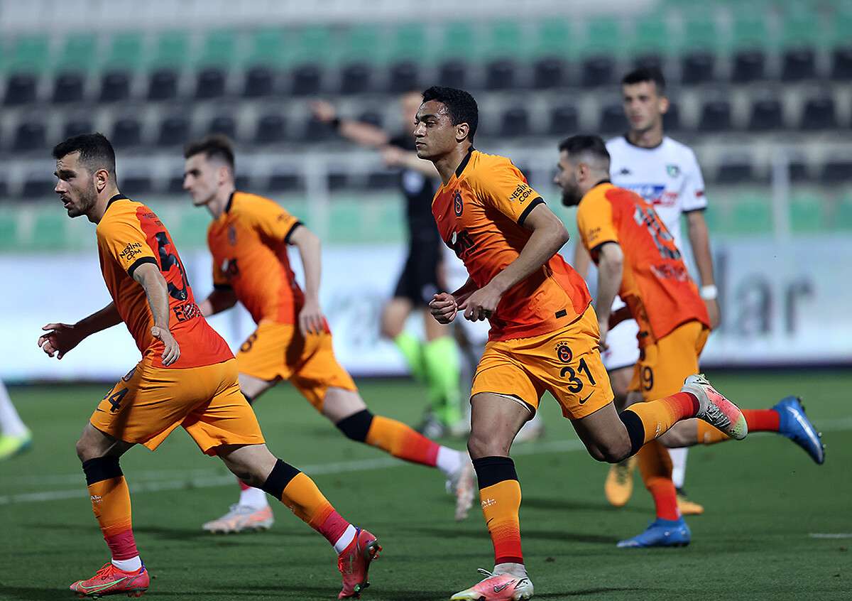 Mostafa Mohamed Galatasaray Goal Celebration vs. Denizlispor 05/11/21