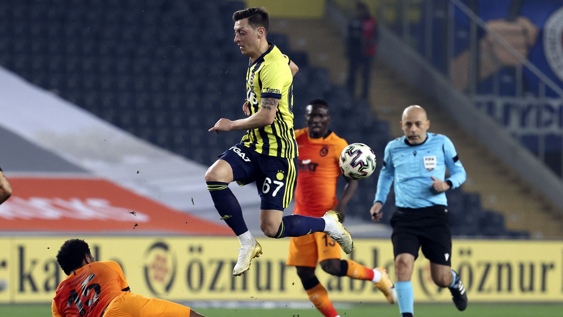Fenerbahce Galatasaray 02062021 Mesut Ozil