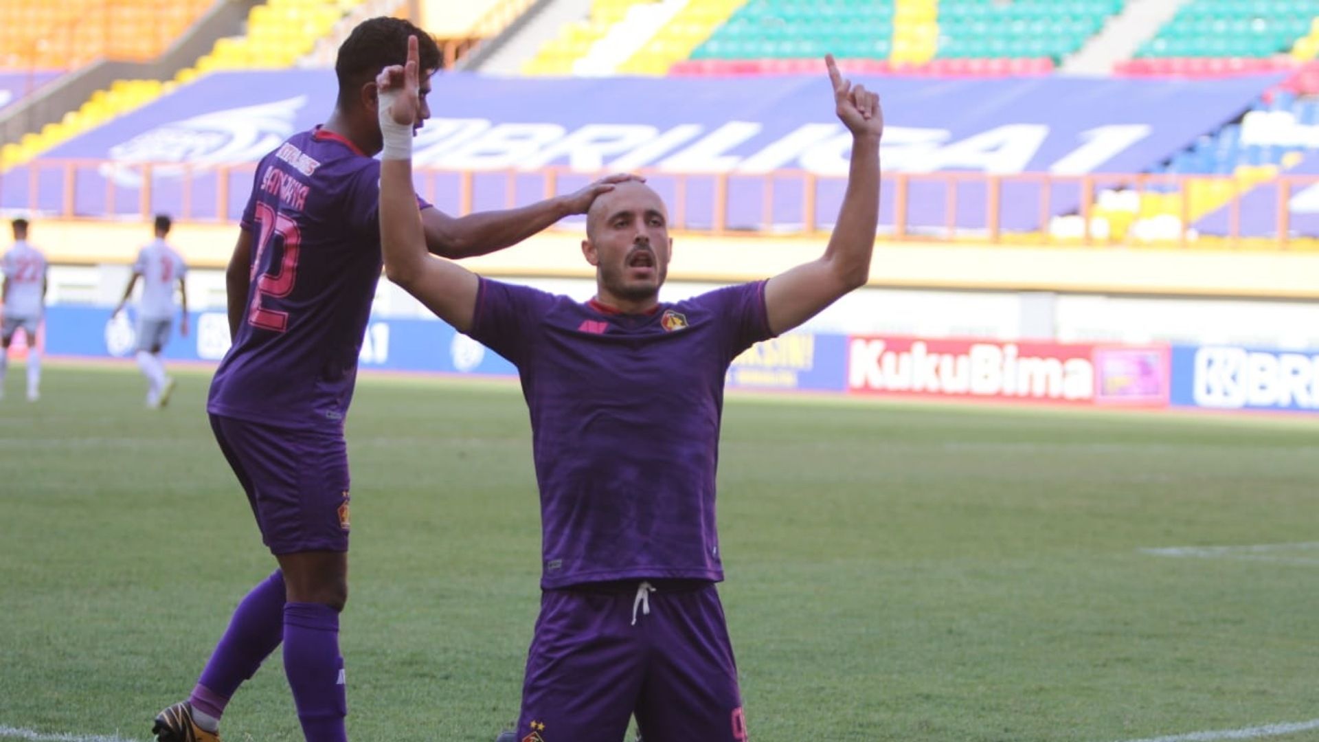 Youssef Ezzejari - Persik Kediri