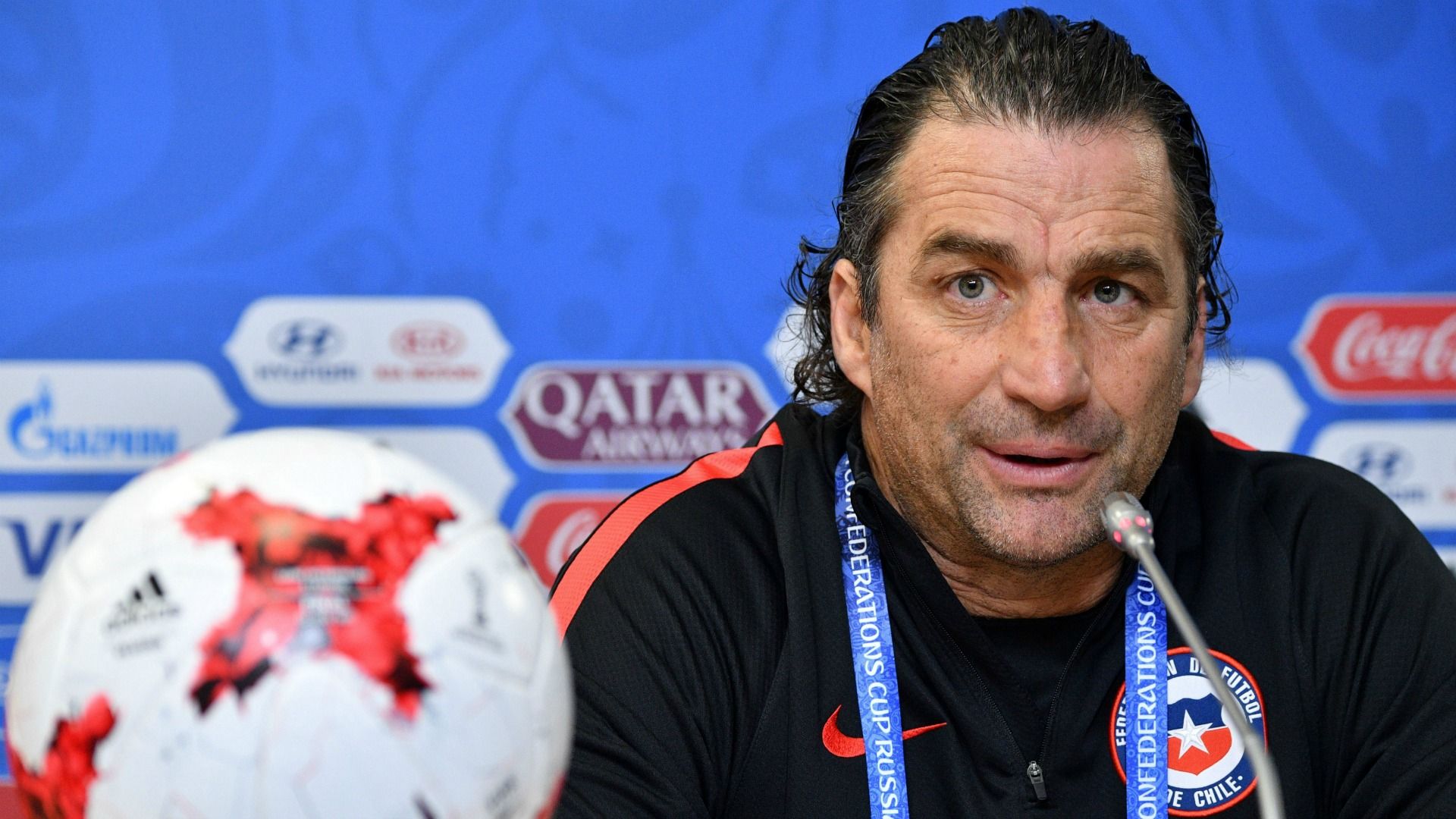Juan Antonio Pizzi Chile press conference 010717