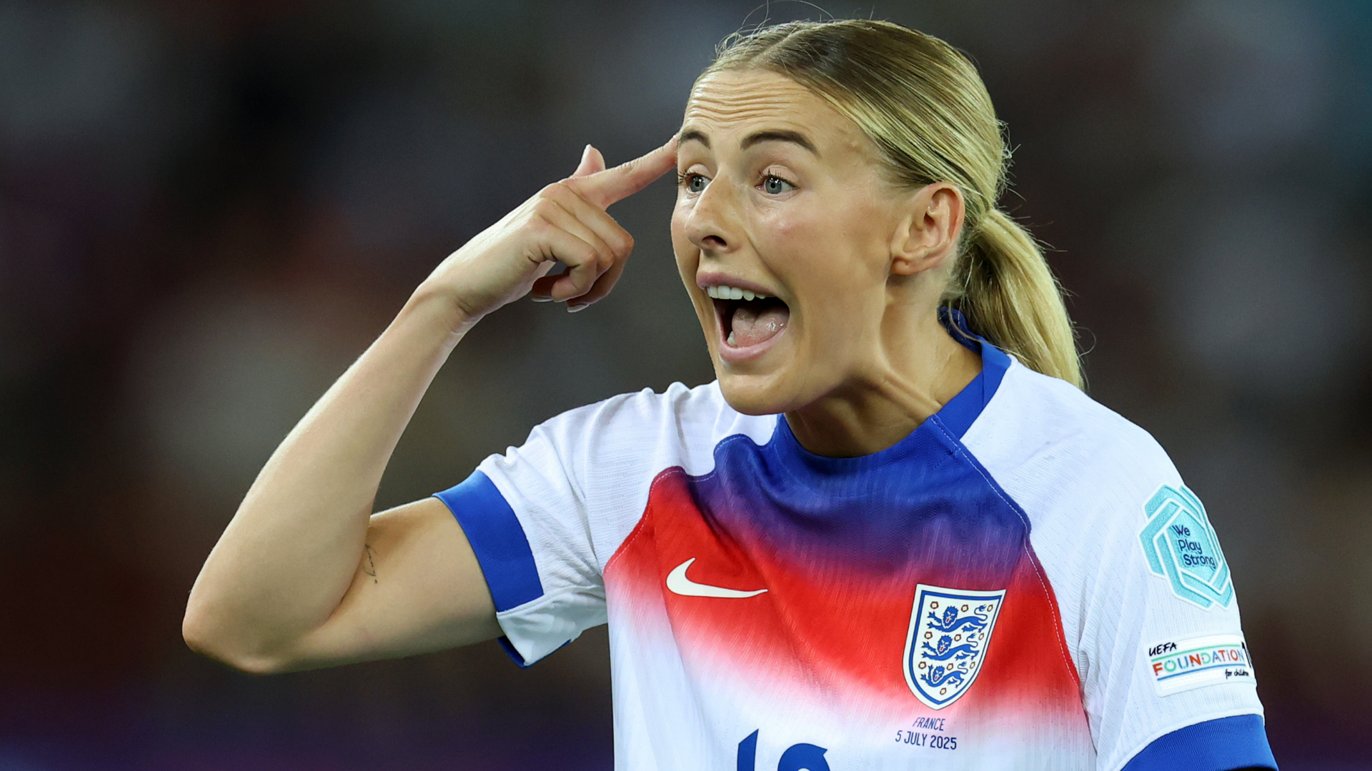 ‘Can’t be arsed with that’ - Why Lionesses hero Chloe Kelly ditched superstitions as England & Arsenal star reacts to equal pay debate in women’s game | Goal.com UK
