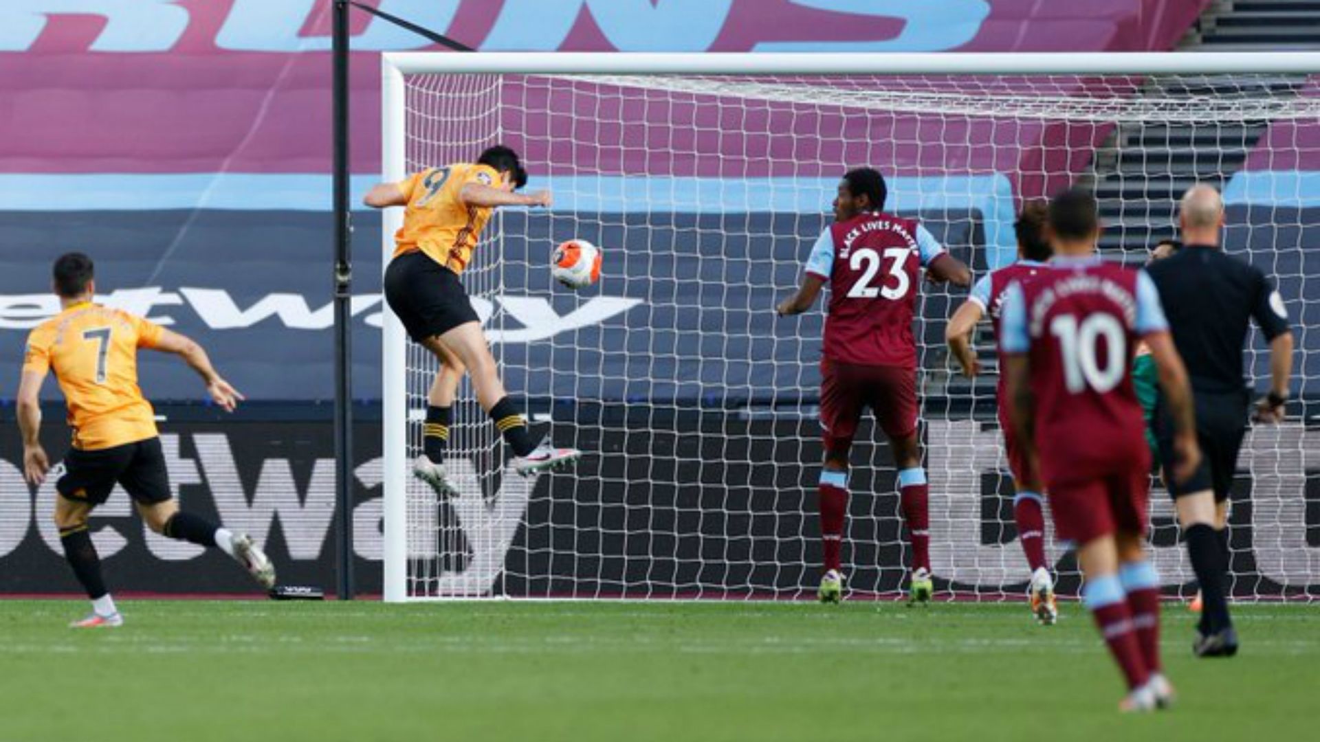Raúl Jiménez gol
