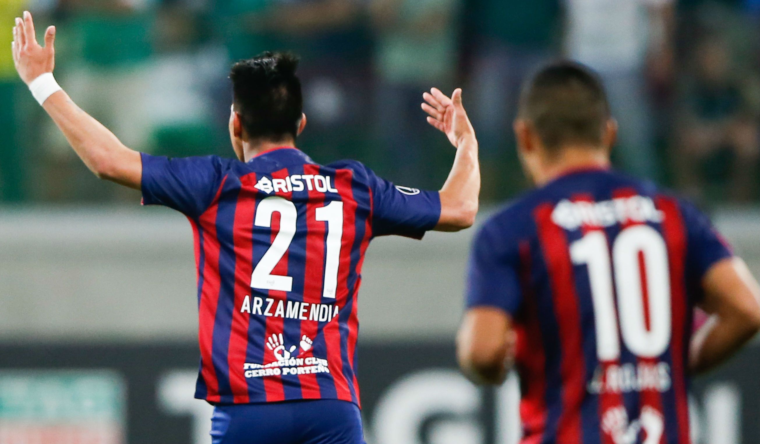 Santiago Arzamendia (Cerro Porteño) 01-10-18