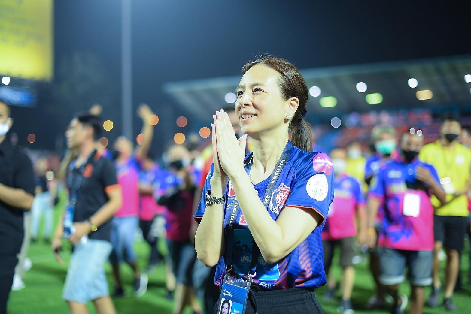 นวลพรรณ ล่ำซำ