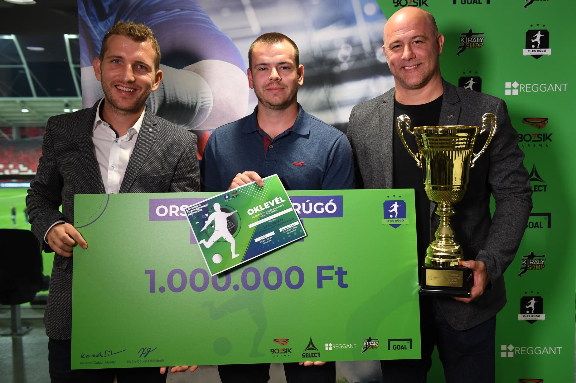 11-esrúgó bajnokság