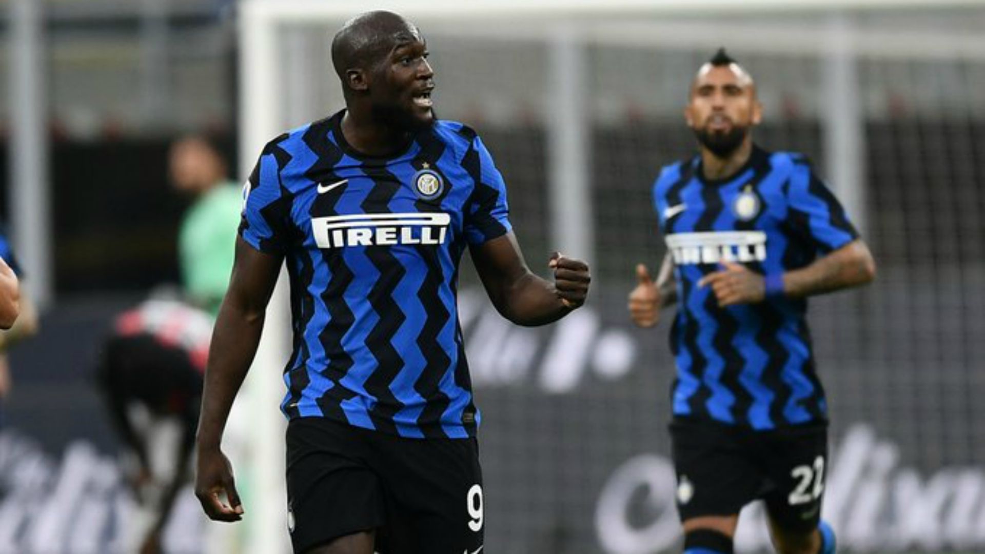 Romelu Lukaku Arturo Vidal Inter Borussia 21102020