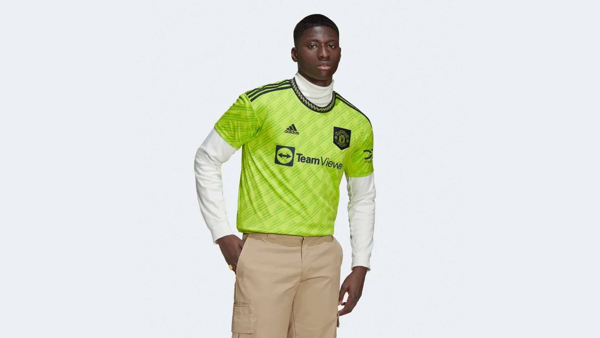 Man-utd-2022-23-third-kit-mens