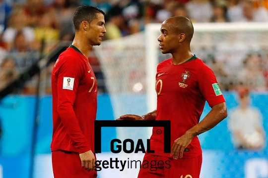 포르투갈 축구 대표팀 동료 호날두(좌)와 주앙 마리우(우). 사진=게티이미지