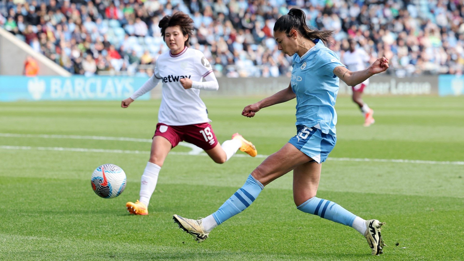 Leila Ouahabi Manchester City West Ham 2023-24