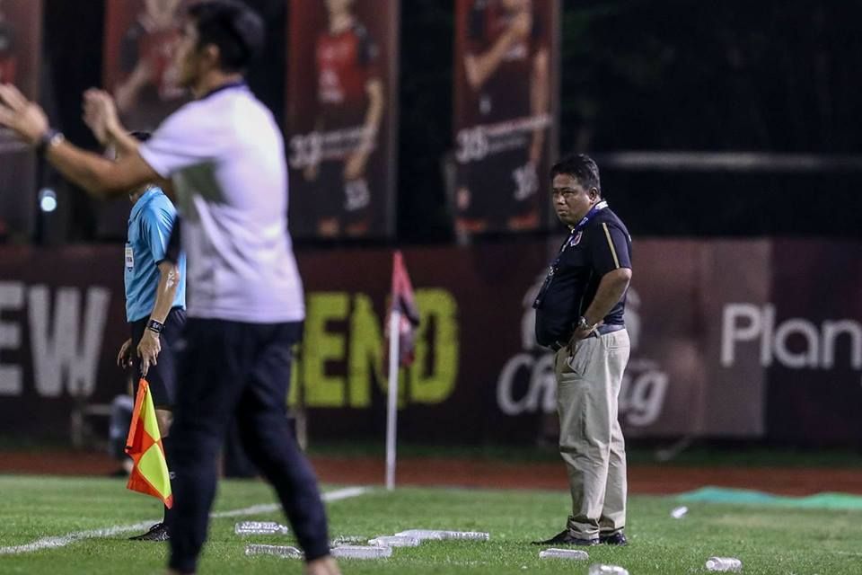 จเด็จ มีลาภ