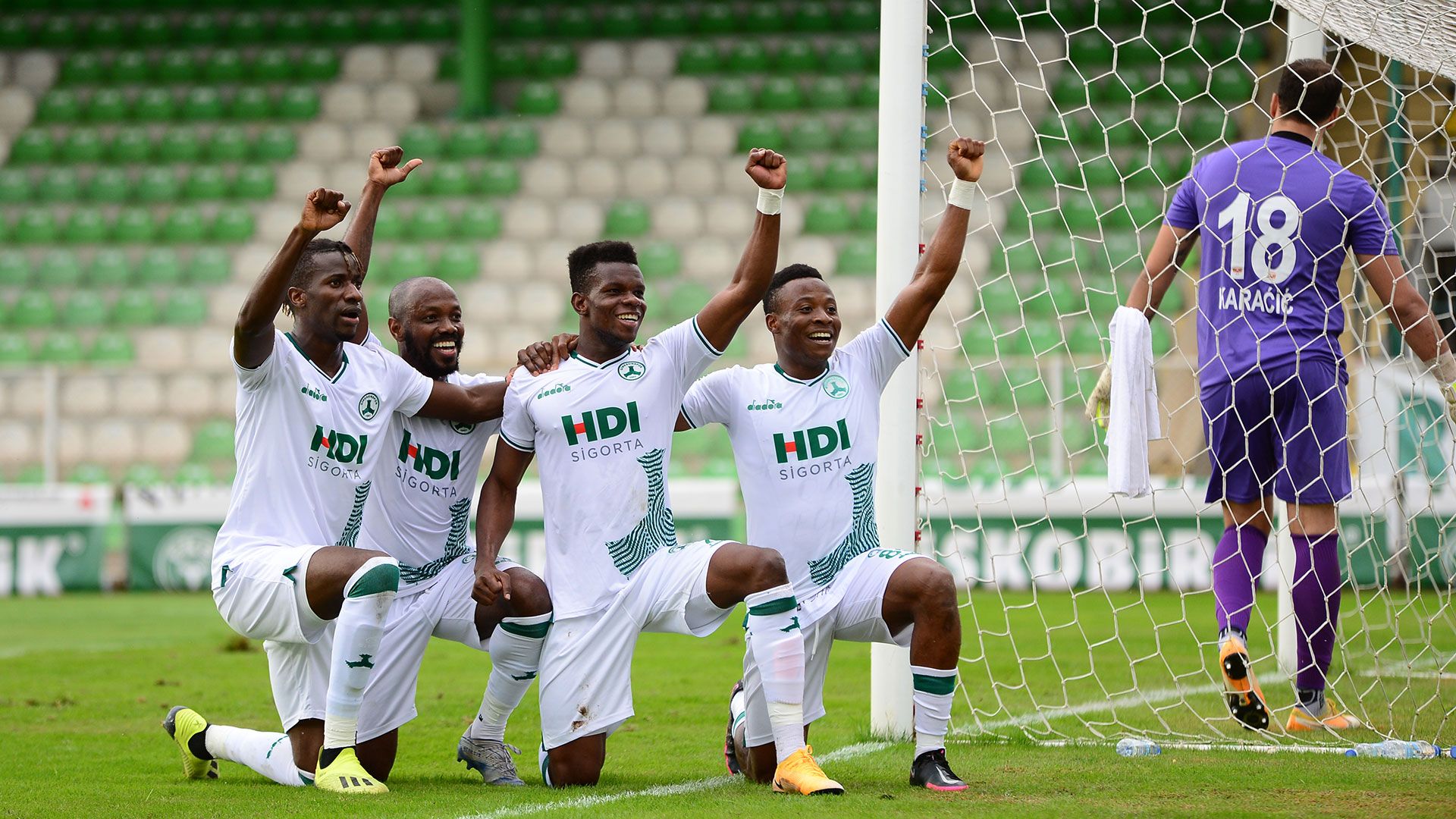 Giresunspor Goal Celebration 10212020