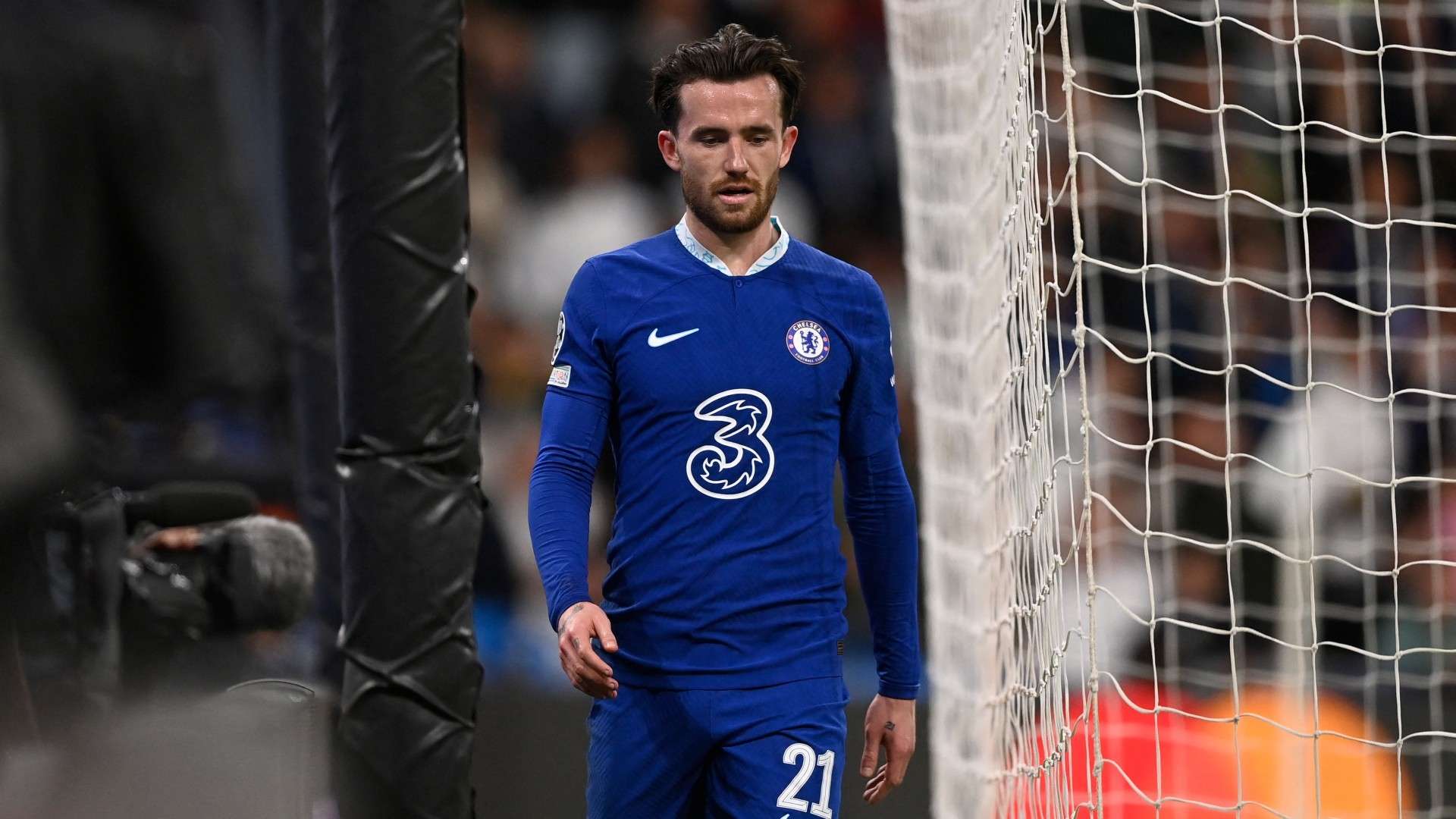 Ben Chilwell walks off Chelsea 2022-23