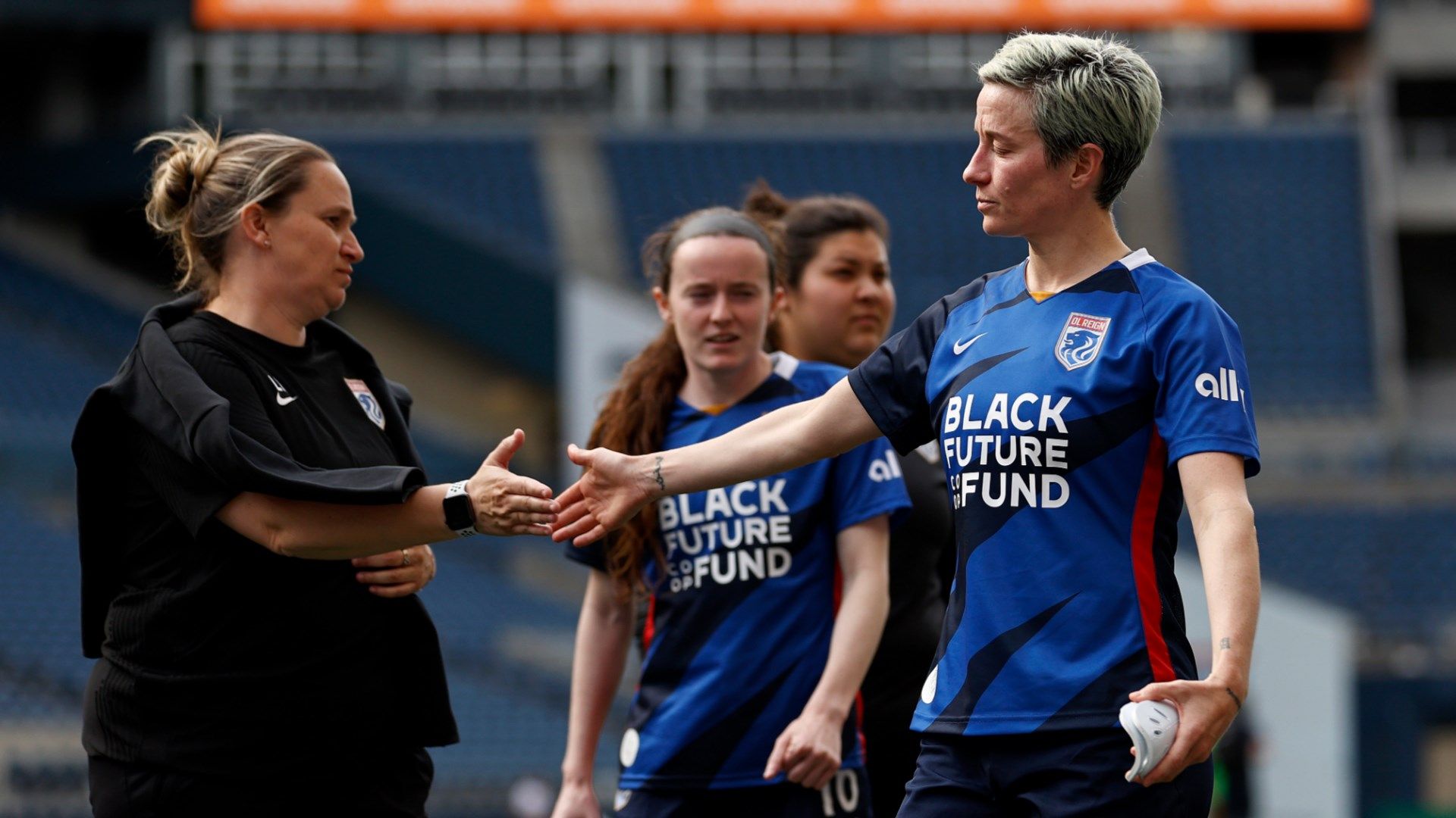 Laura Harvey Megan Rapinoe OL Reign 2022