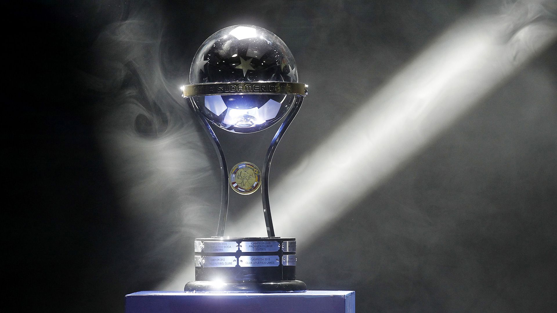 Copa Sudamericana trofeo