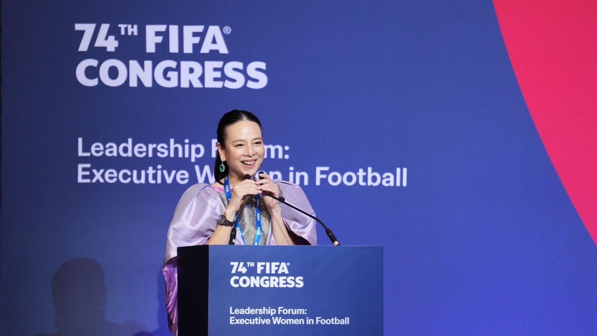 นวลพรรณ ล่ำซำ