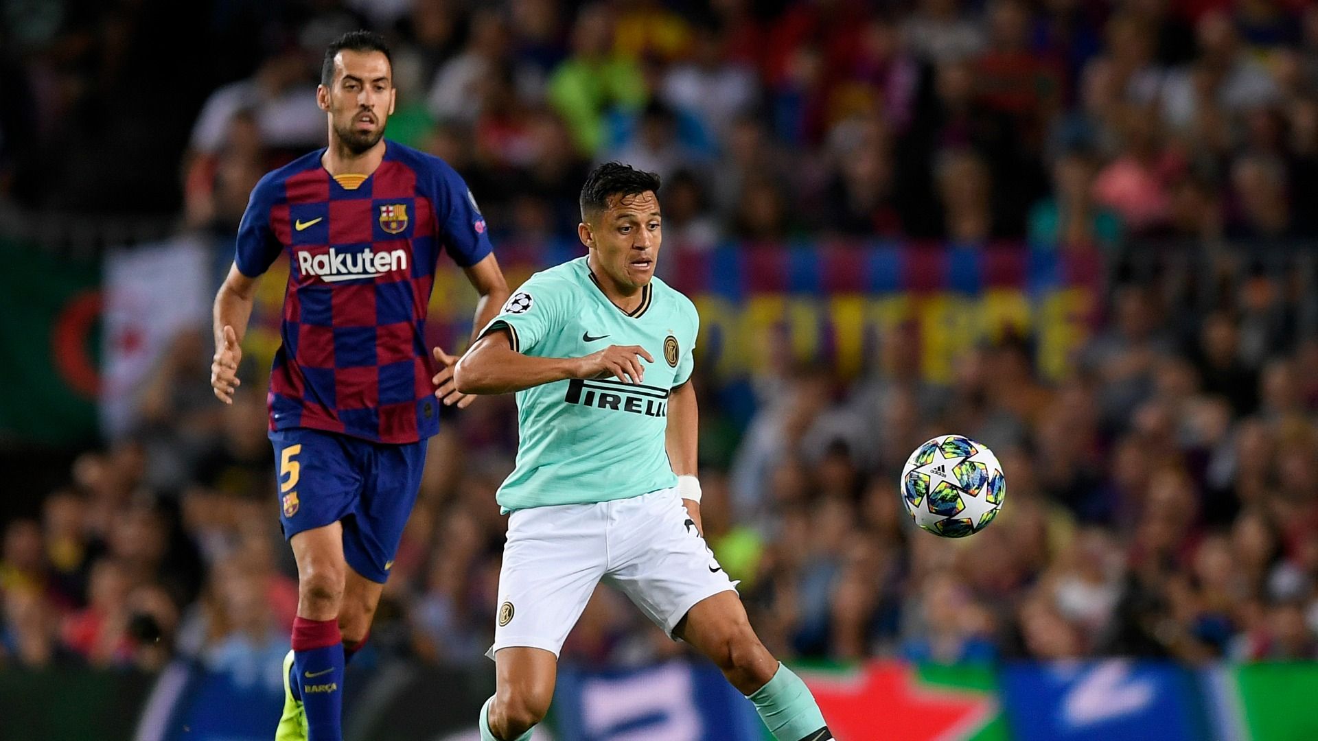 Sergio Busquets, Alexis Sánchez