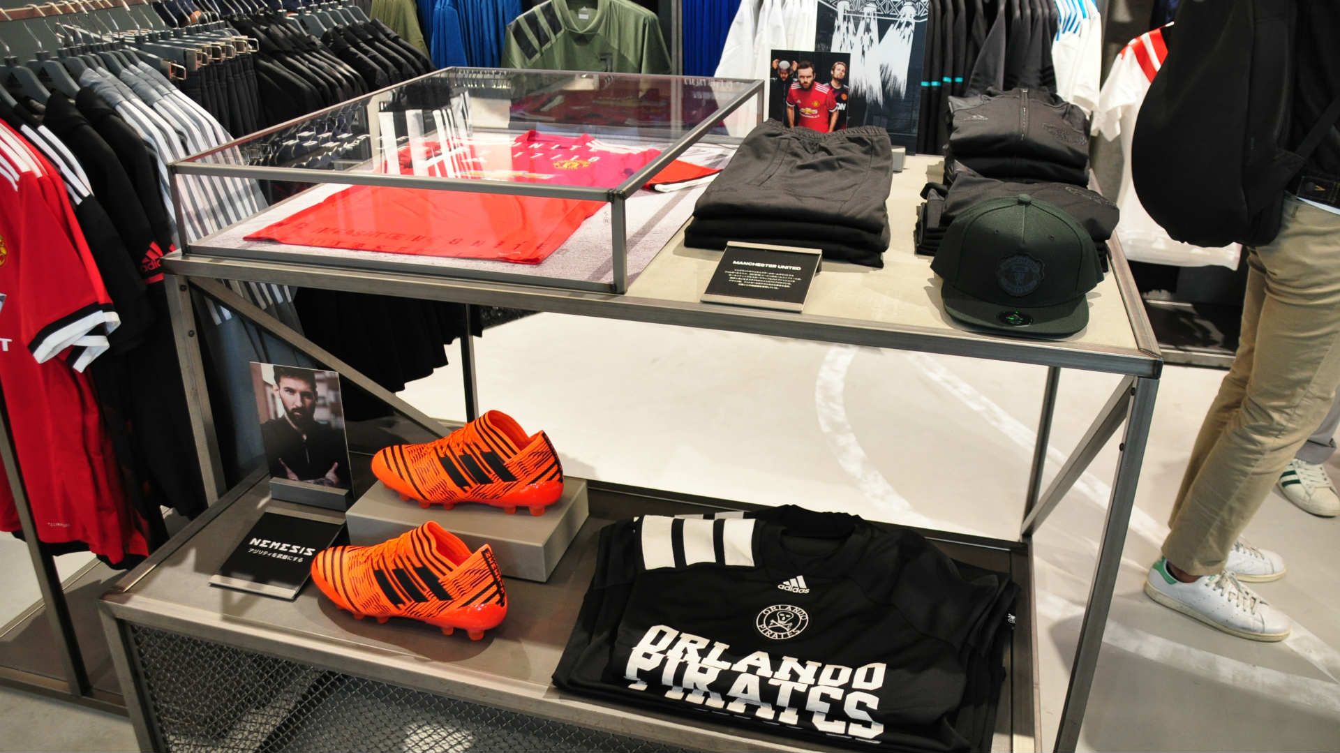 2017-10-05-adidas-06