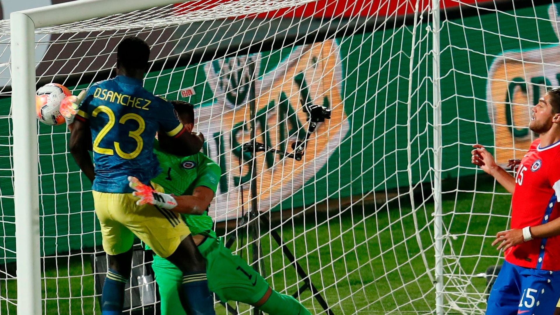 Chile Colombia 131020 Brayan Cortés y Davinson Sánchez