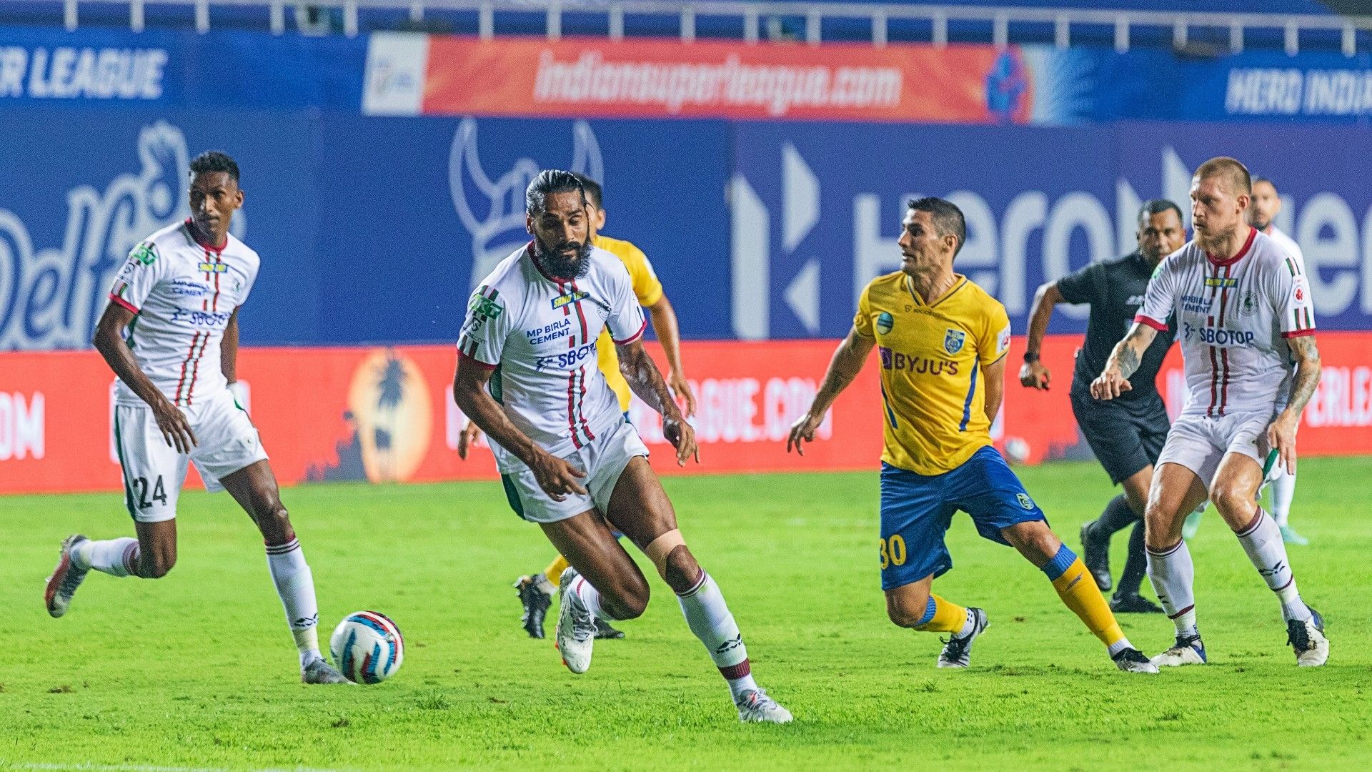 Sandesh Jhingan Kerala Blasters ATK Mohun Bagan ISL 8