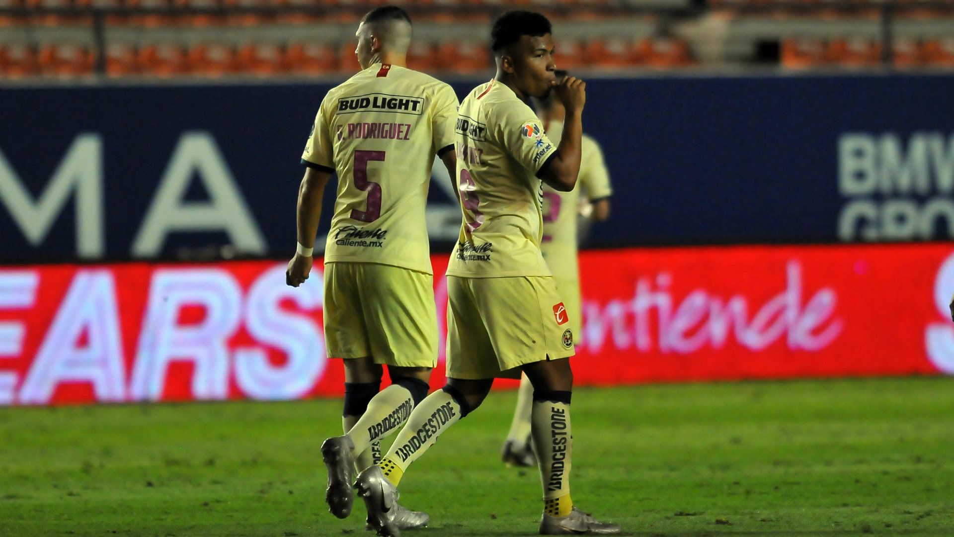 Roger Martínez América 291019