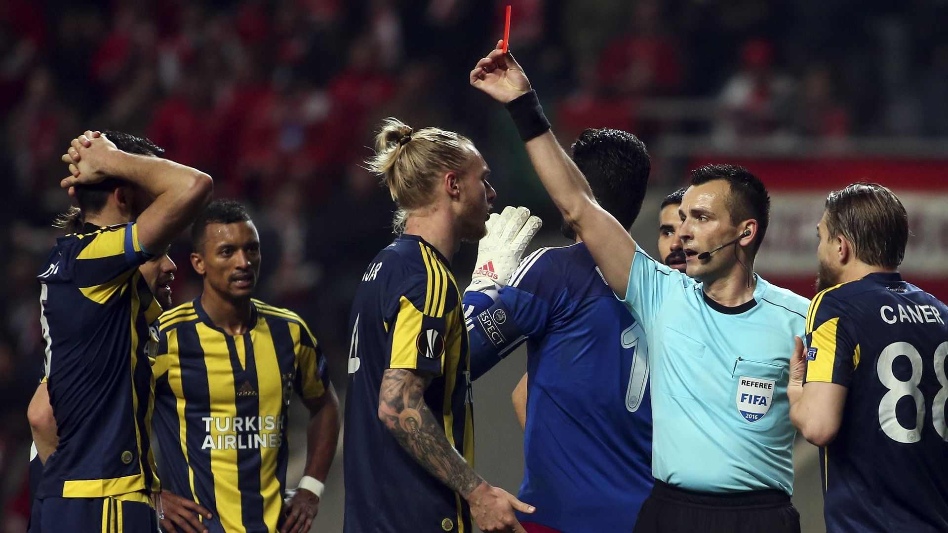 Ivan Bebek Braga Fenerbahce UEL 03172016