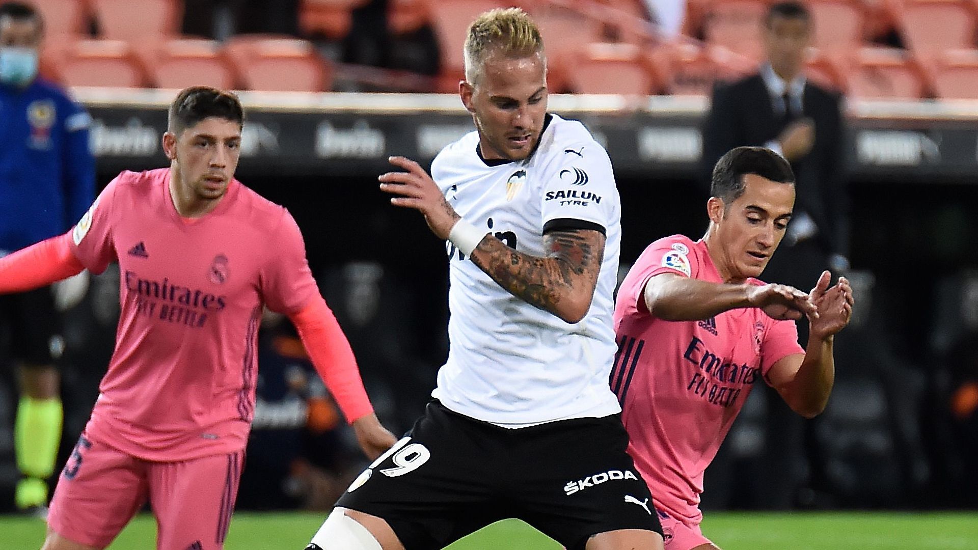 Valverde, Racic y Lucas Vázquez, en el Valencia vs. Real Madrid