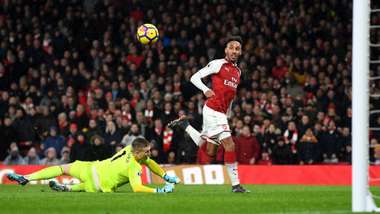 Pierre-Emerick Aubameyang Arsenal Everton