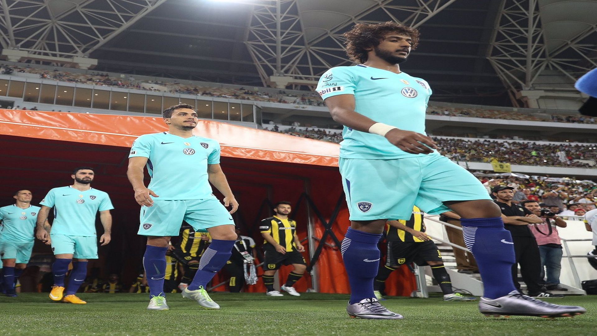 كارلوس إدواردو - الهلال