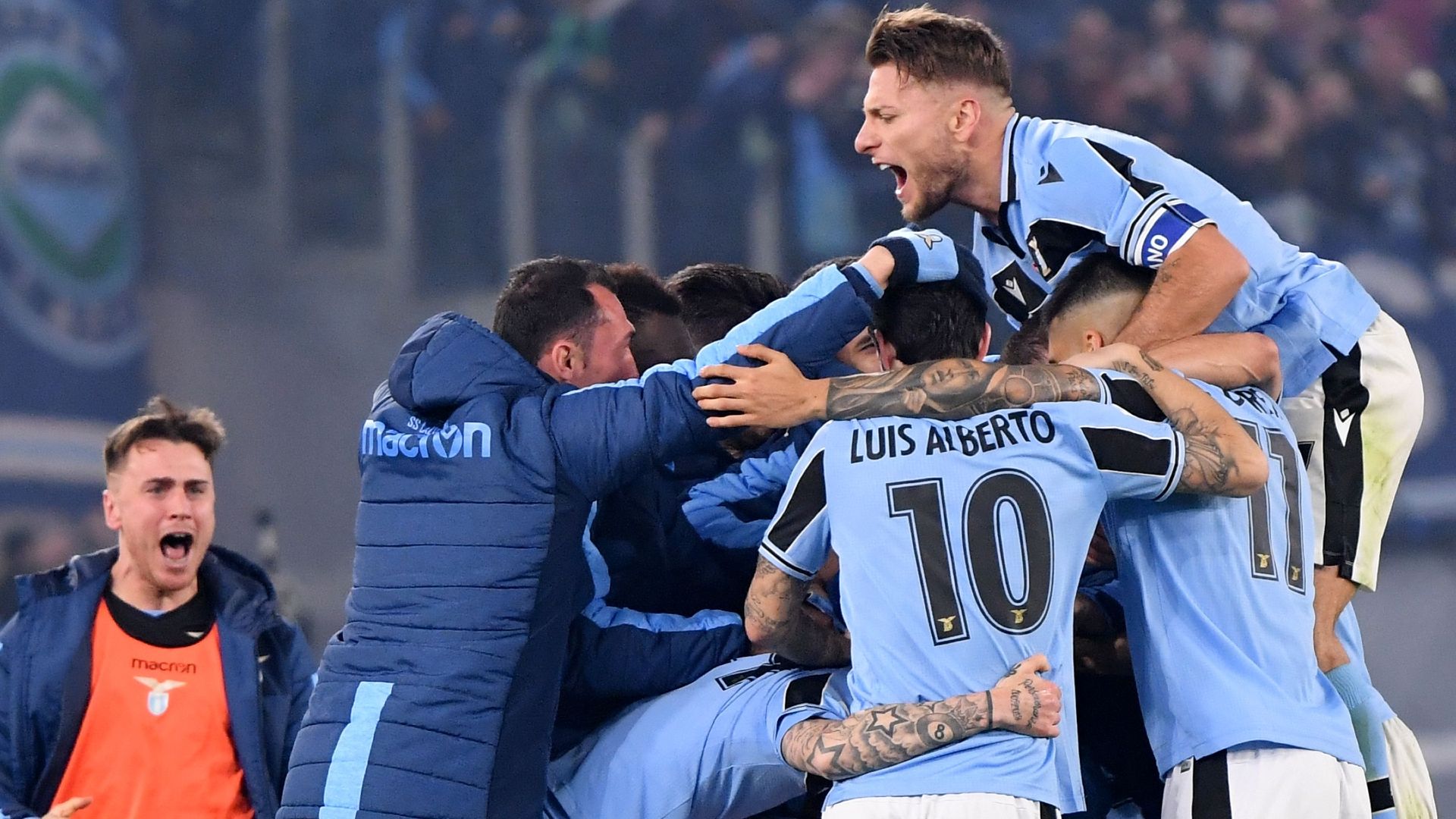 Lazio celebrating Inter Serie A