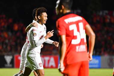 อุดรธานี เอฟซี - เมืองทอง ยูไนเต็ด