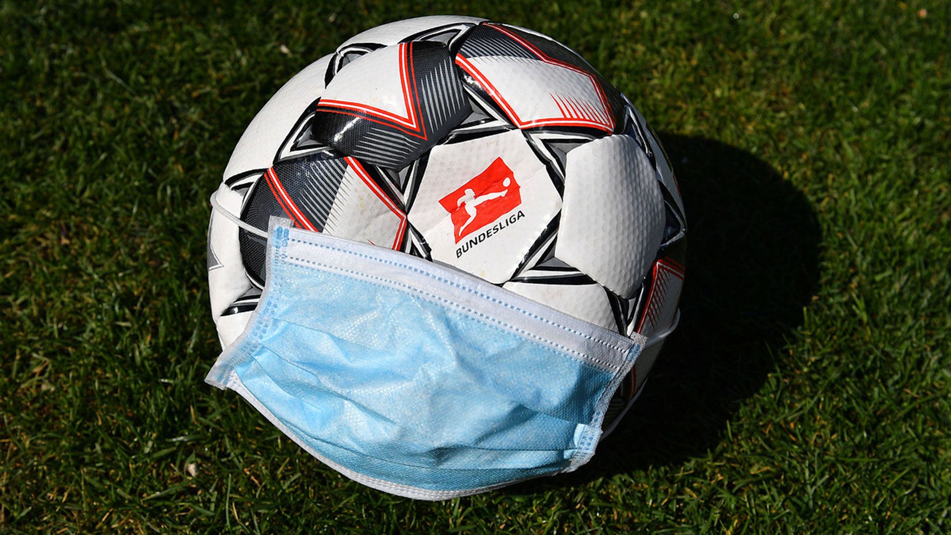 Coronavirus Bundesliga Ball Face Mask