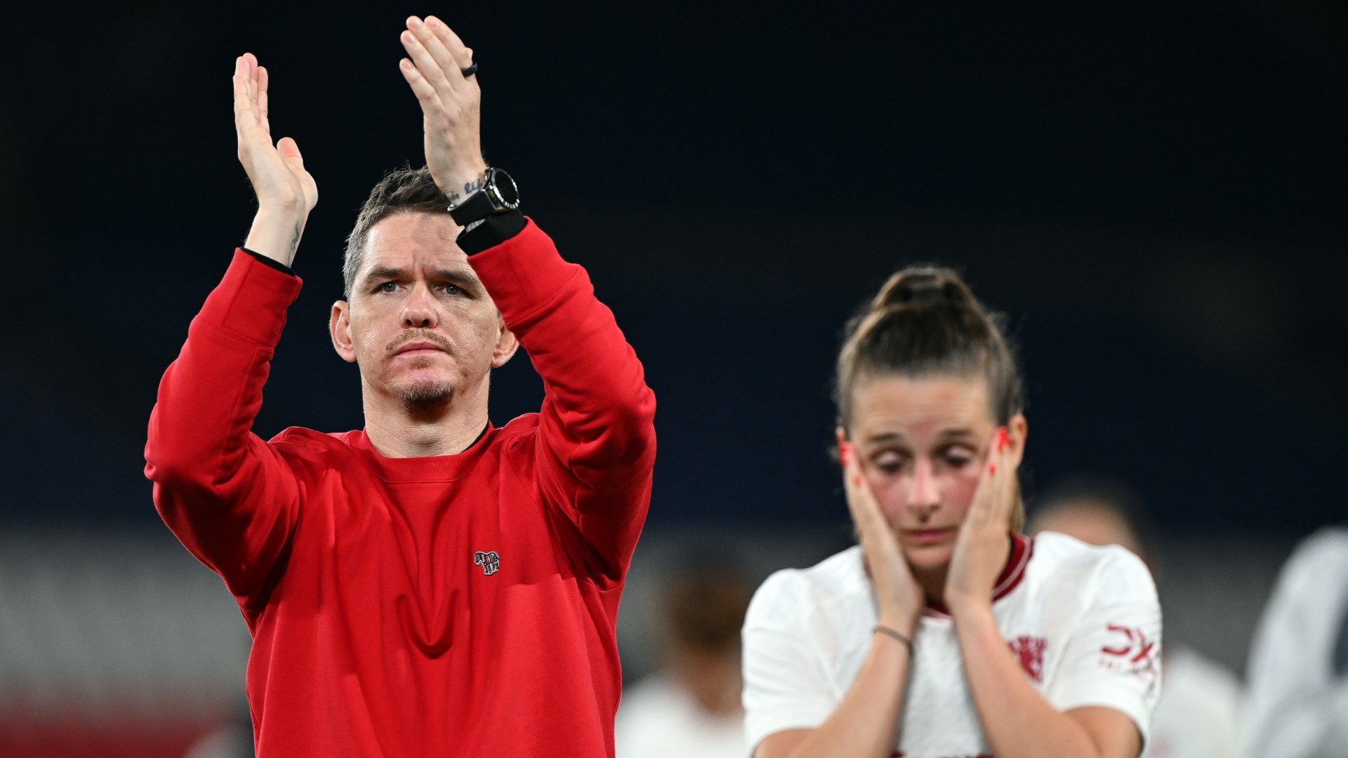 Marc Skinner Ella Toone Man Utd Women 2023-24