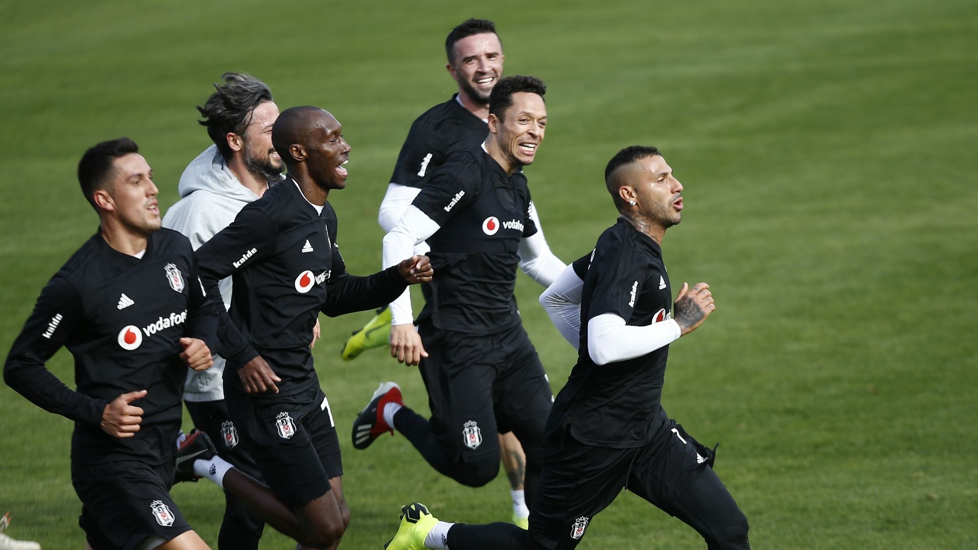 Quaresma Atiba Adriano Besiktas