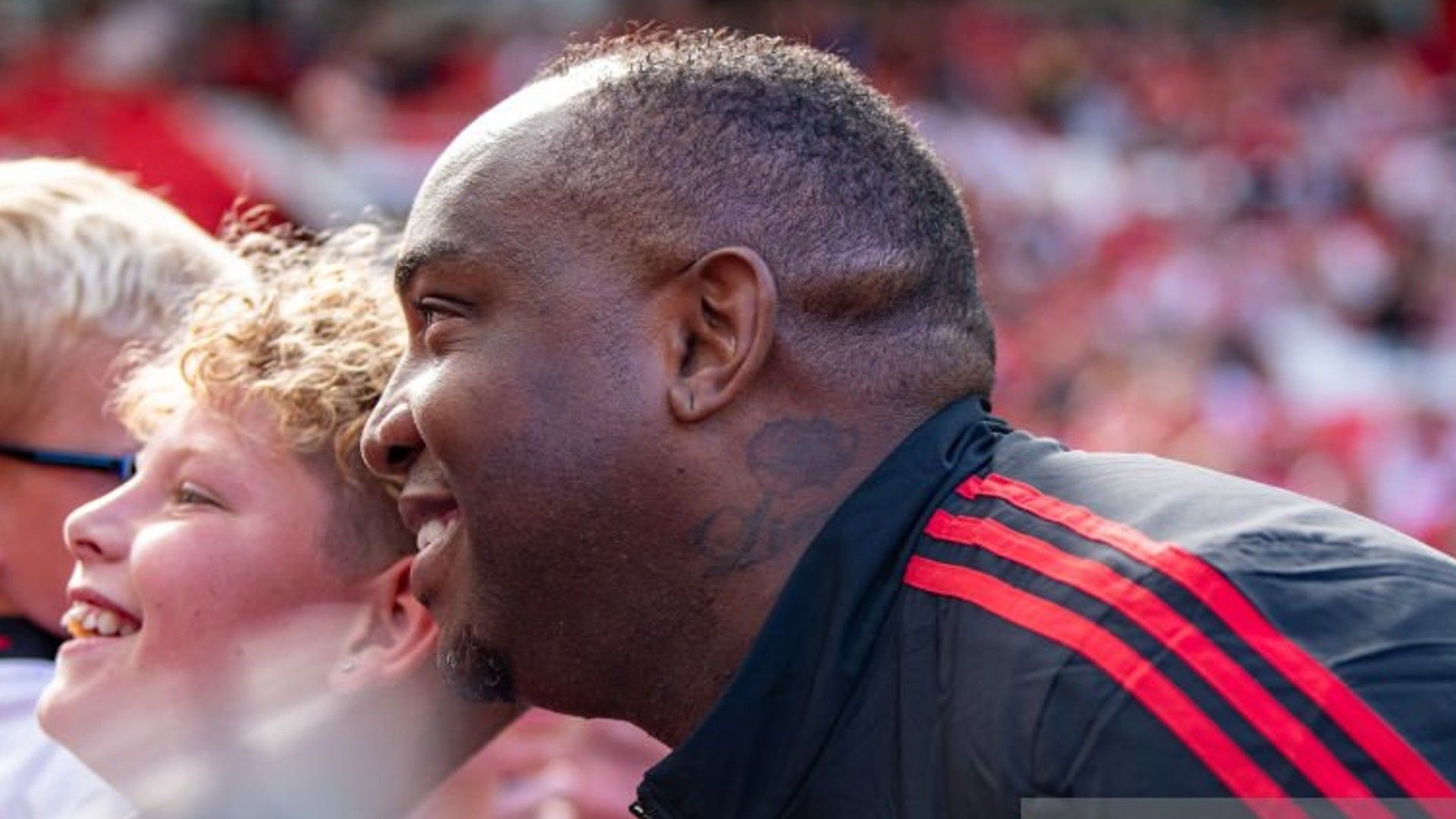 Benni McCarthy Manchester United.