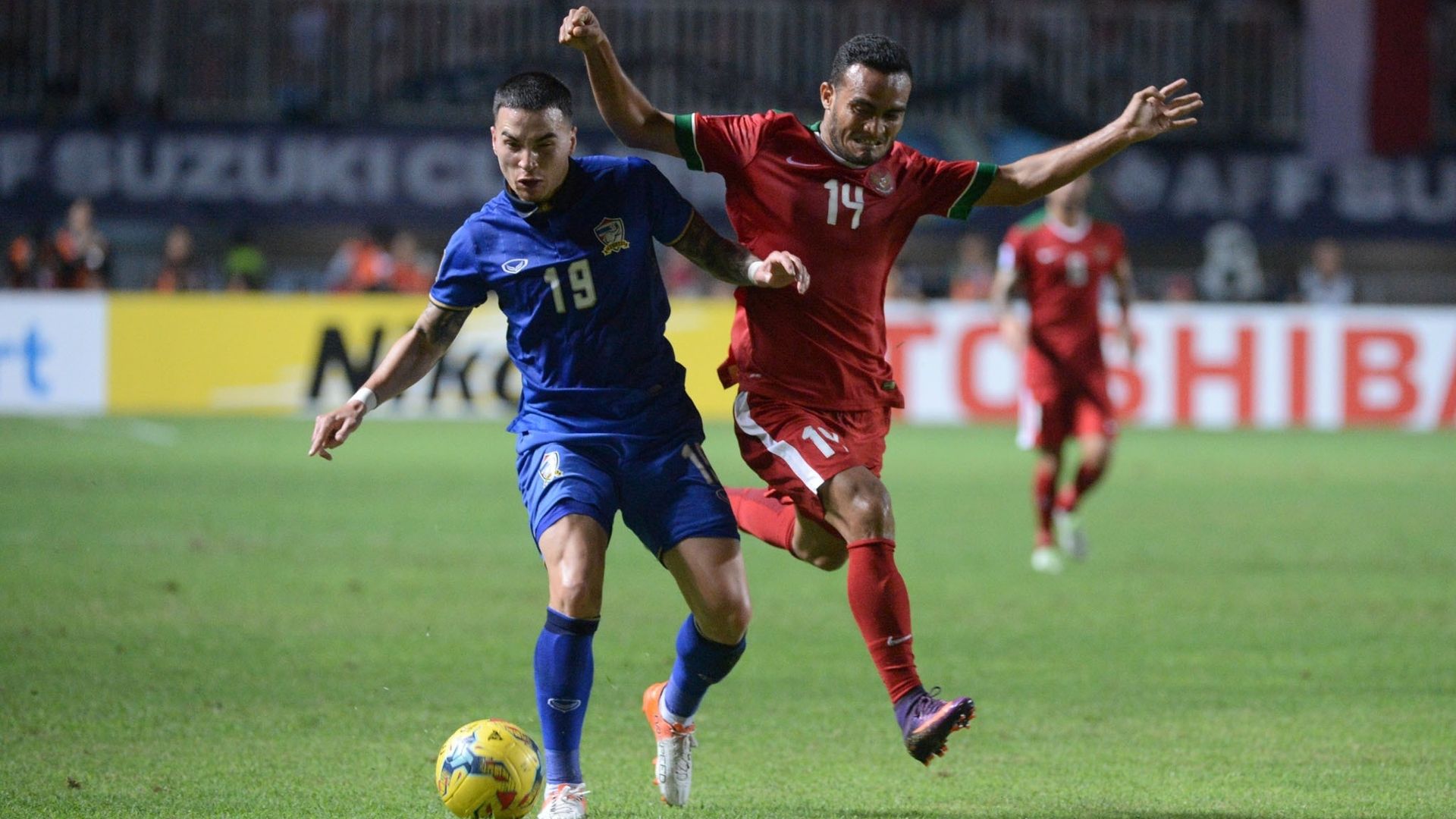 AFF Suzuki Cup 2016 Final: Rizky Pora & Tristan Do - Indonesia & Thailand