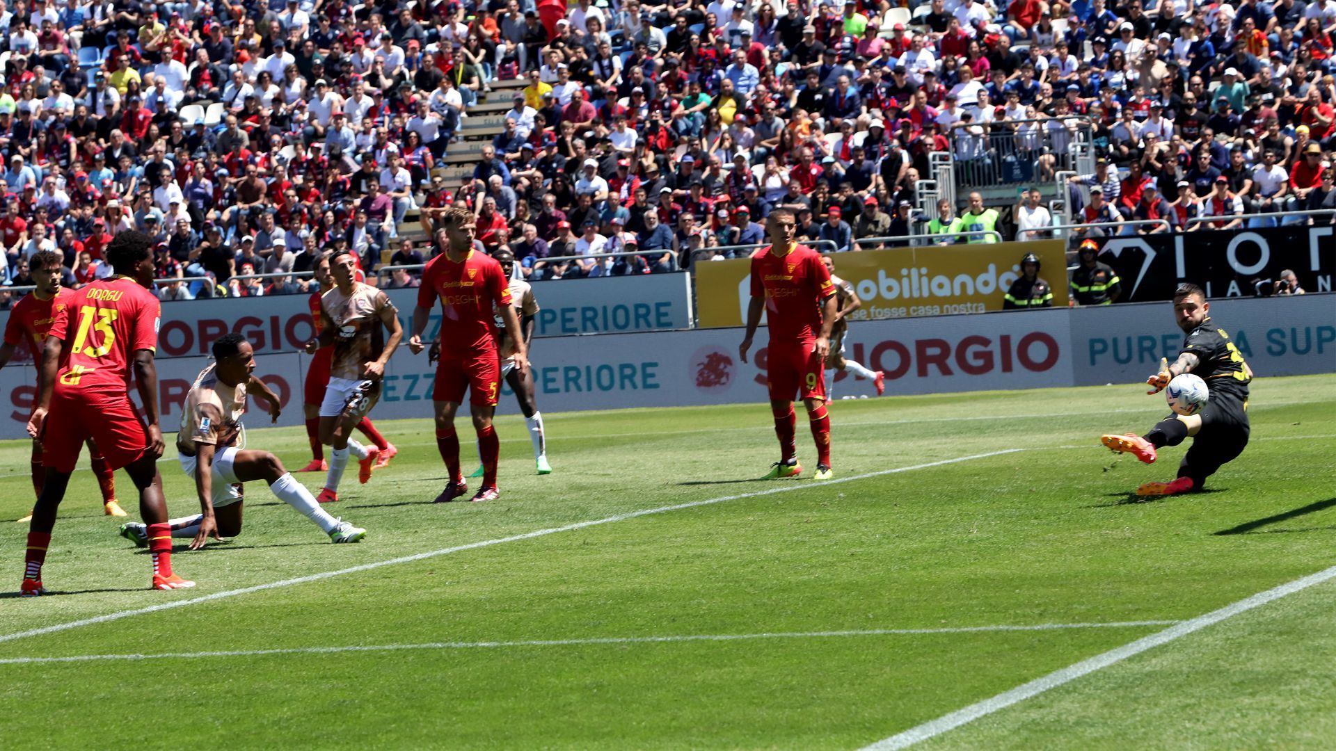 Yerry Mina Cagliari Lecce Serie A