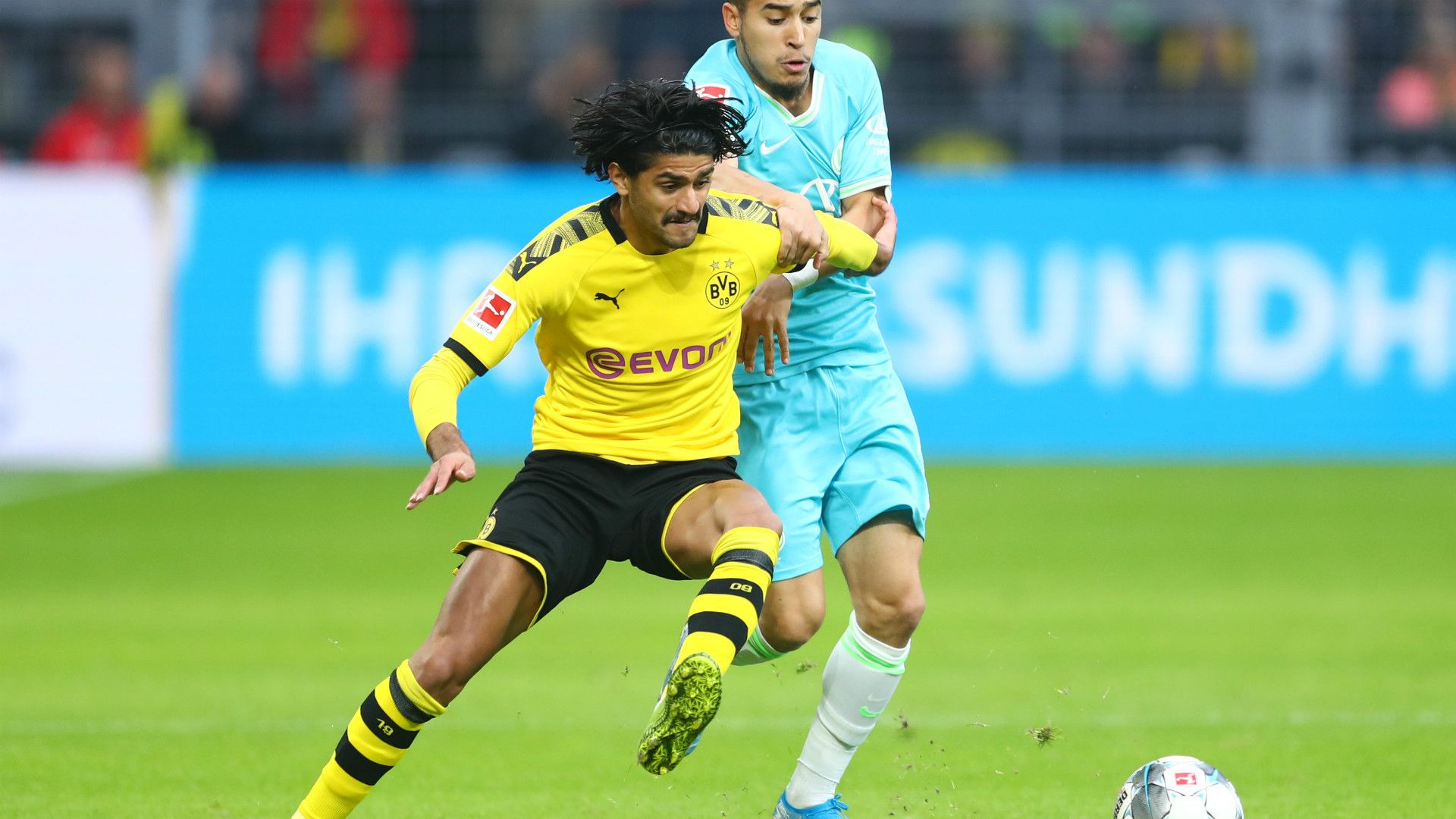 MAHMOUD DAHOUD BORUSSIA DORTMUND WILLIAM WOLFSBURG BUNDESLIGA 02112019
