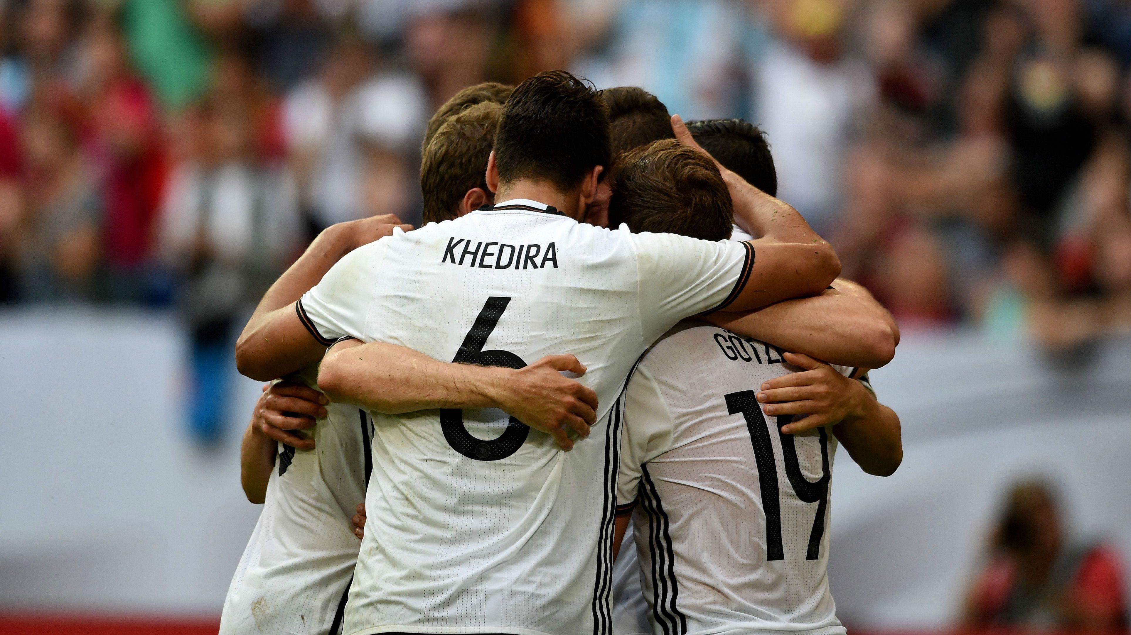 DFB Team Hungary 06042016