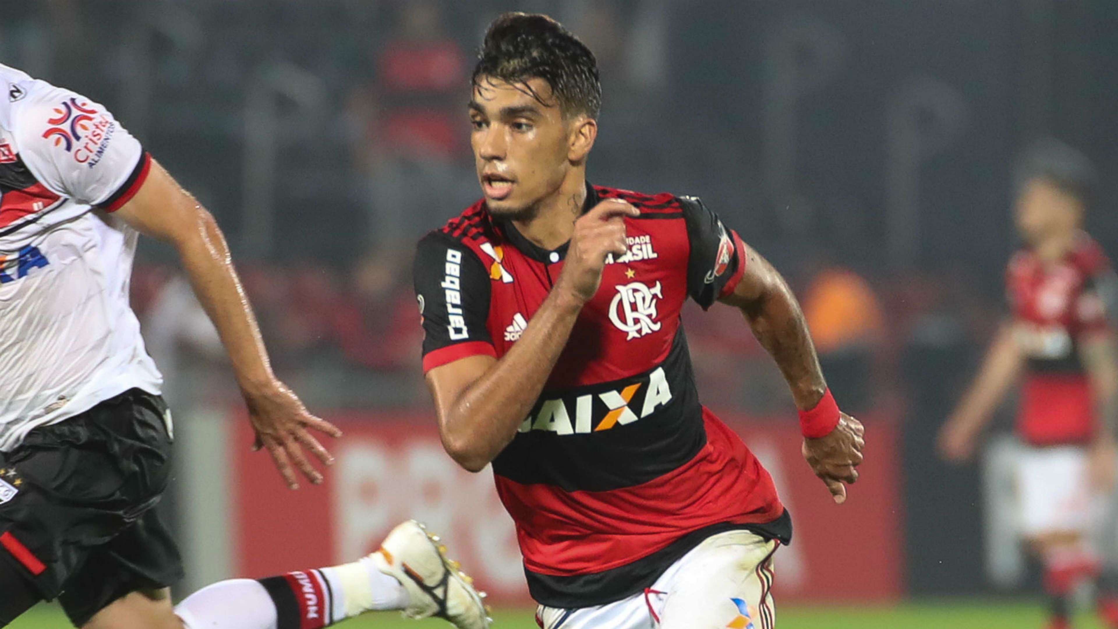 Lucas Paquetá Flamengo Atlético-GO Brasileirão 20 08 2017
