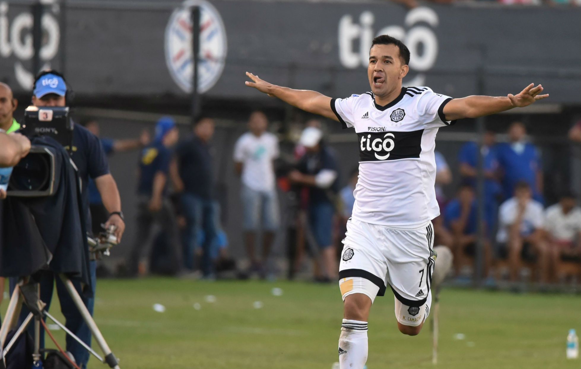 Camacho Gol Clasico