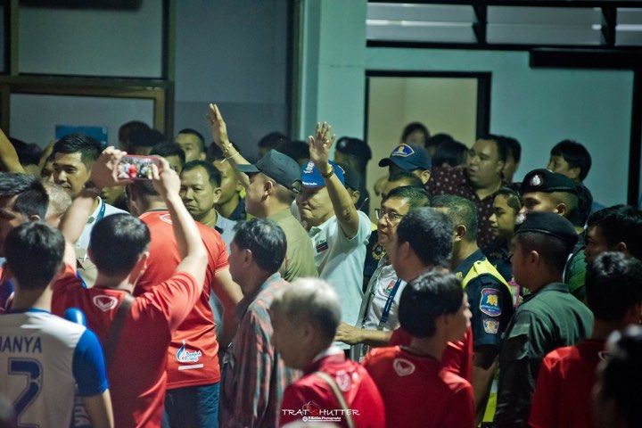 ตราด เอฟซี - บุรีรัมย์ ยูไนเต็ด